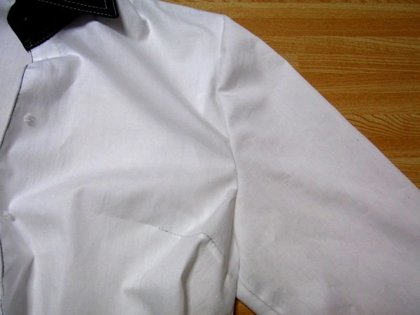 View of the sleeves sewn to the armhole before ironing