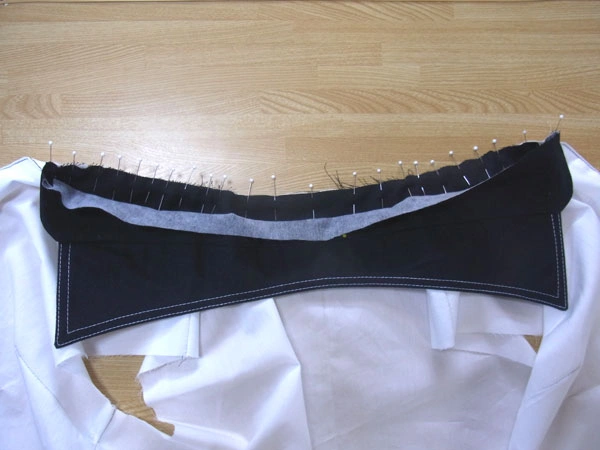 Aligning and pinning collar stand to body