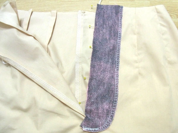 Sewing pants zipper align facing with front pants
