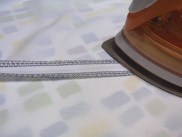 Pinning shoulder seams before sewing