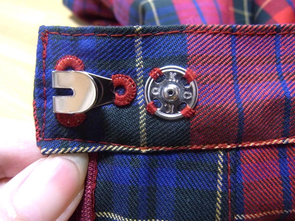 Completed sewing of male snap part